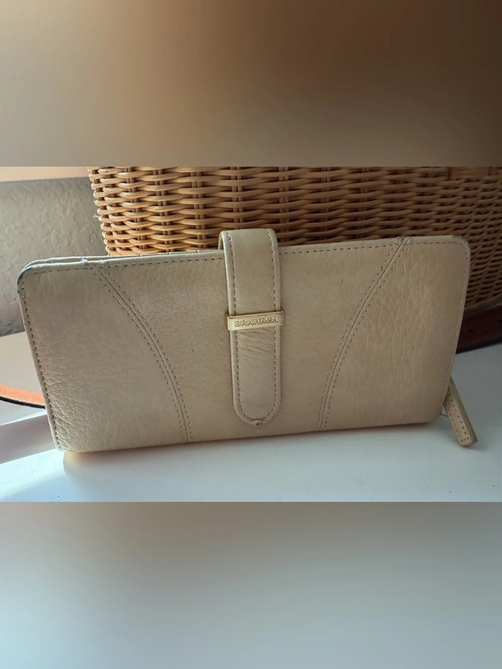 Brahmin wallet cream leather vintage extra clean